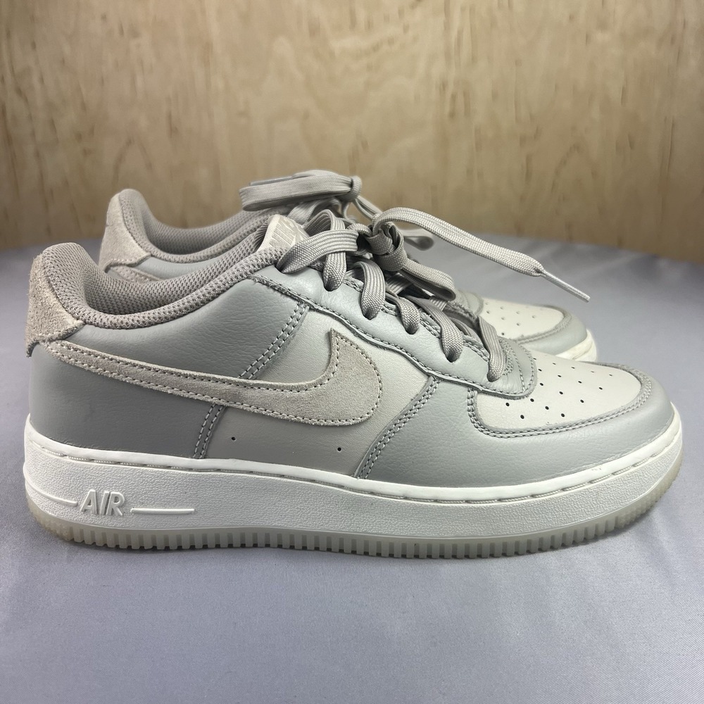 Nike Air Force 1 Hf5349-001 Youth 5.5 Pre-owned Good Condition - Picture 6 of 16